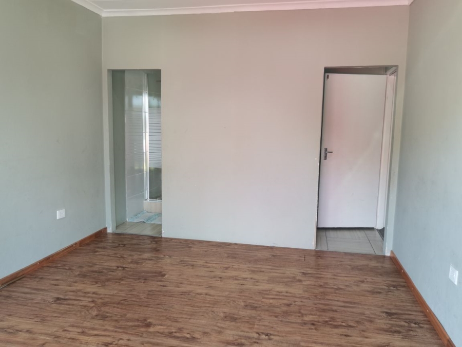 To Let 3 Bedroom Property for Rent in Sherwood Eastern Cape